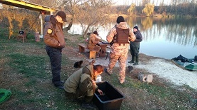 Криминал Харьков: задержали браконьера с лесковыми сетями